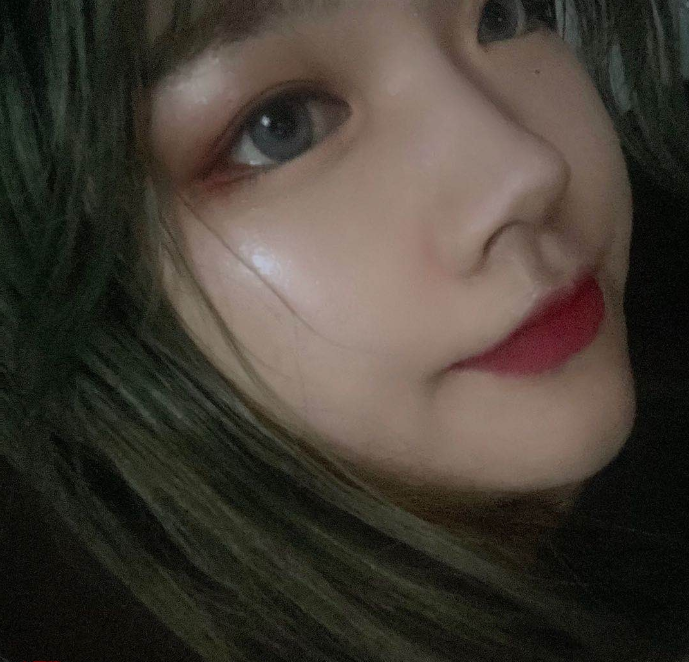 上海气质性感的高颜值白领美女，身材超棒，全力配合