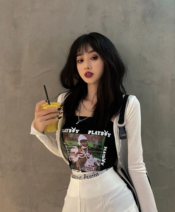 中出美丽富婆皮肤白皙